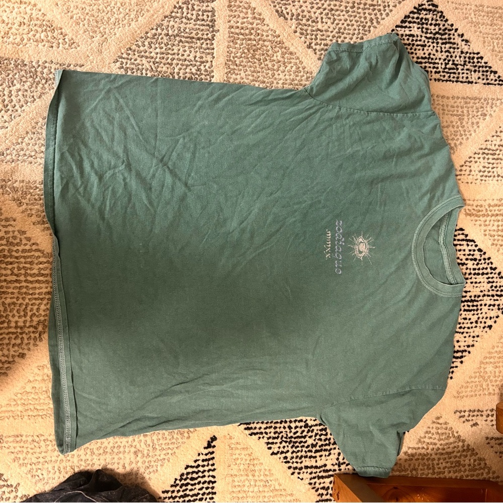 URBAND OUTFITTER: Teal green zodiac shirt